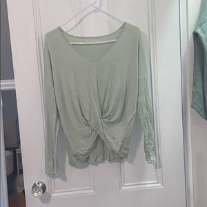 Cropped long sleeve shirt